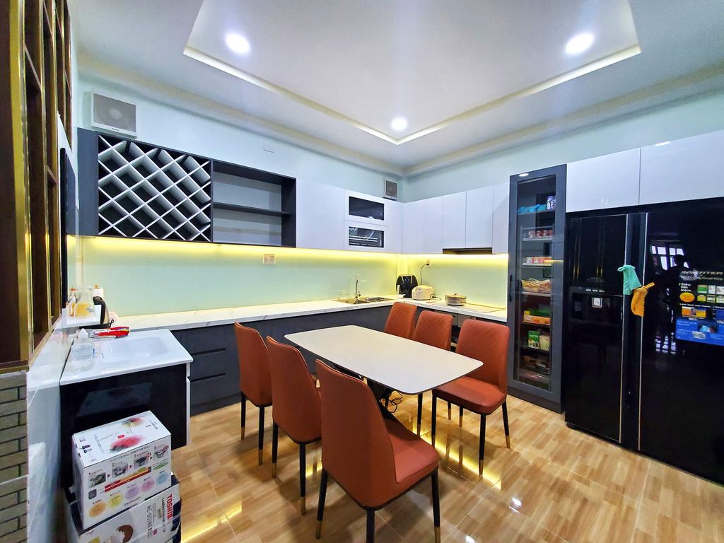 Phòng bếp, Phòng ăn - Nhà phố Nhơn Trạch (Đồng Nai) - Phong cách Modern  | Space T