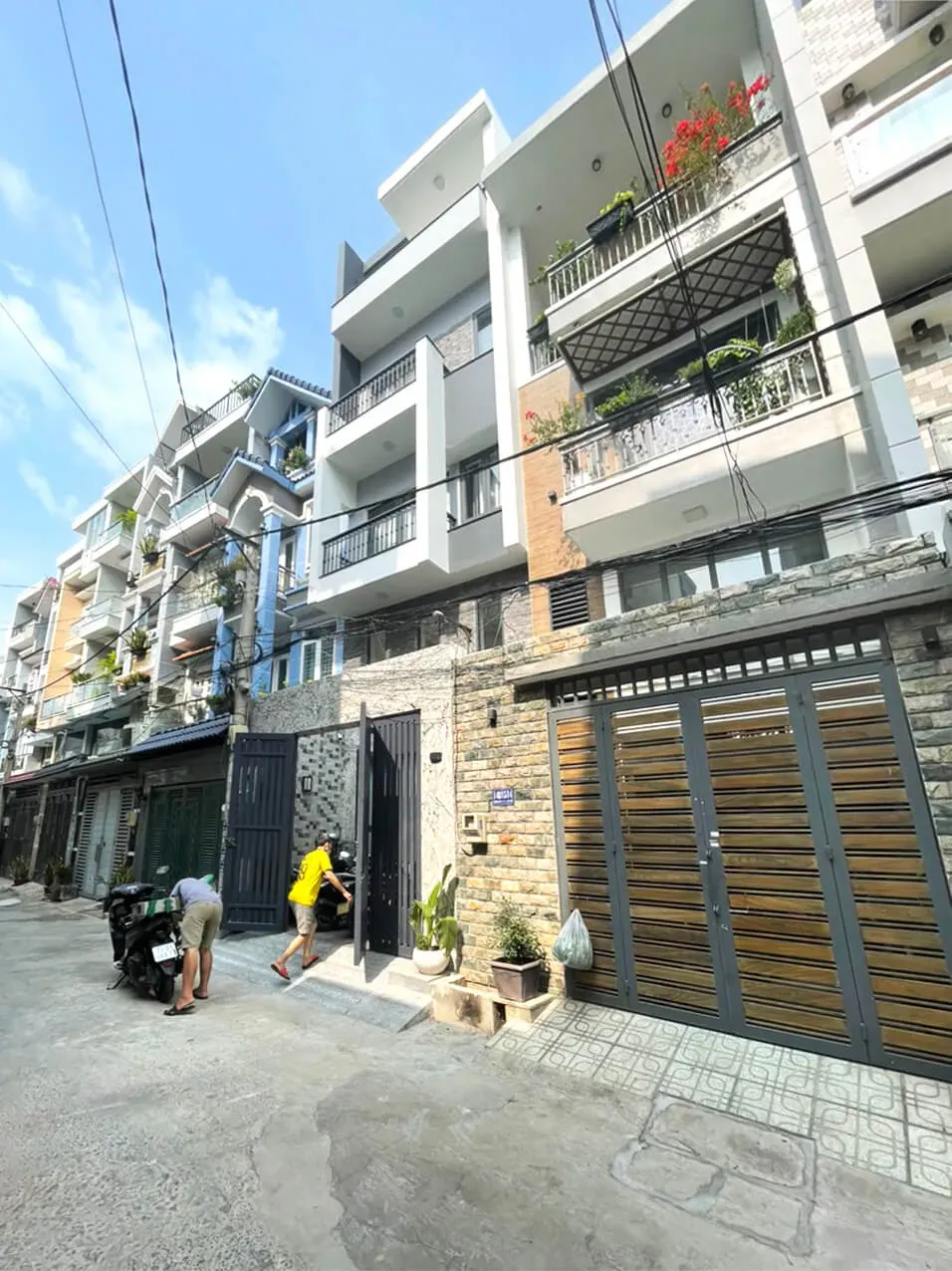 Mặt tiền - Nhà phố 400m2 tại Gò Vấp - Phong cách Modern | Space T
