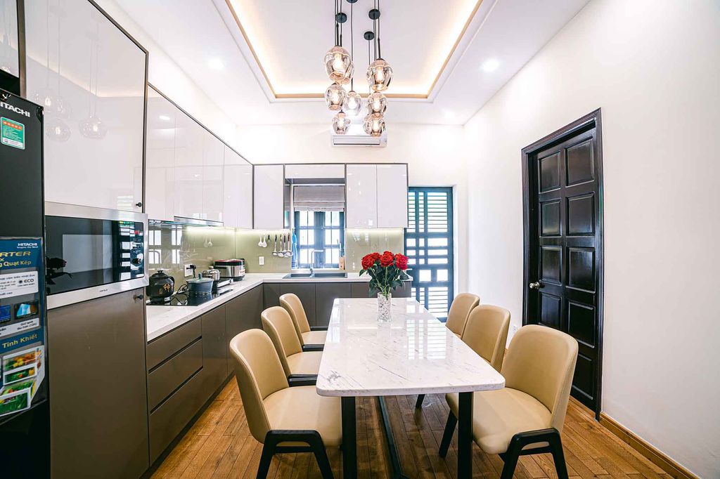 Phòng bếp, Phòng ăn - Nhà phố Biên Hòa Đồng Nai - Phong cách Modern  | Space T