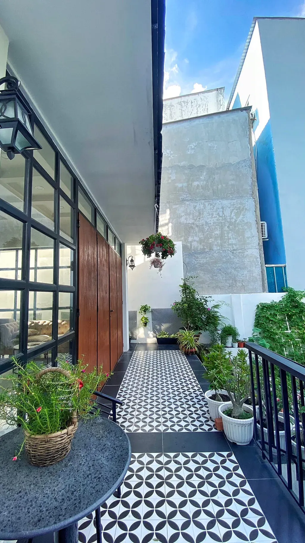 Sân vườn - Nhà phố Quận 8 - Phong cách Modern | Space T
