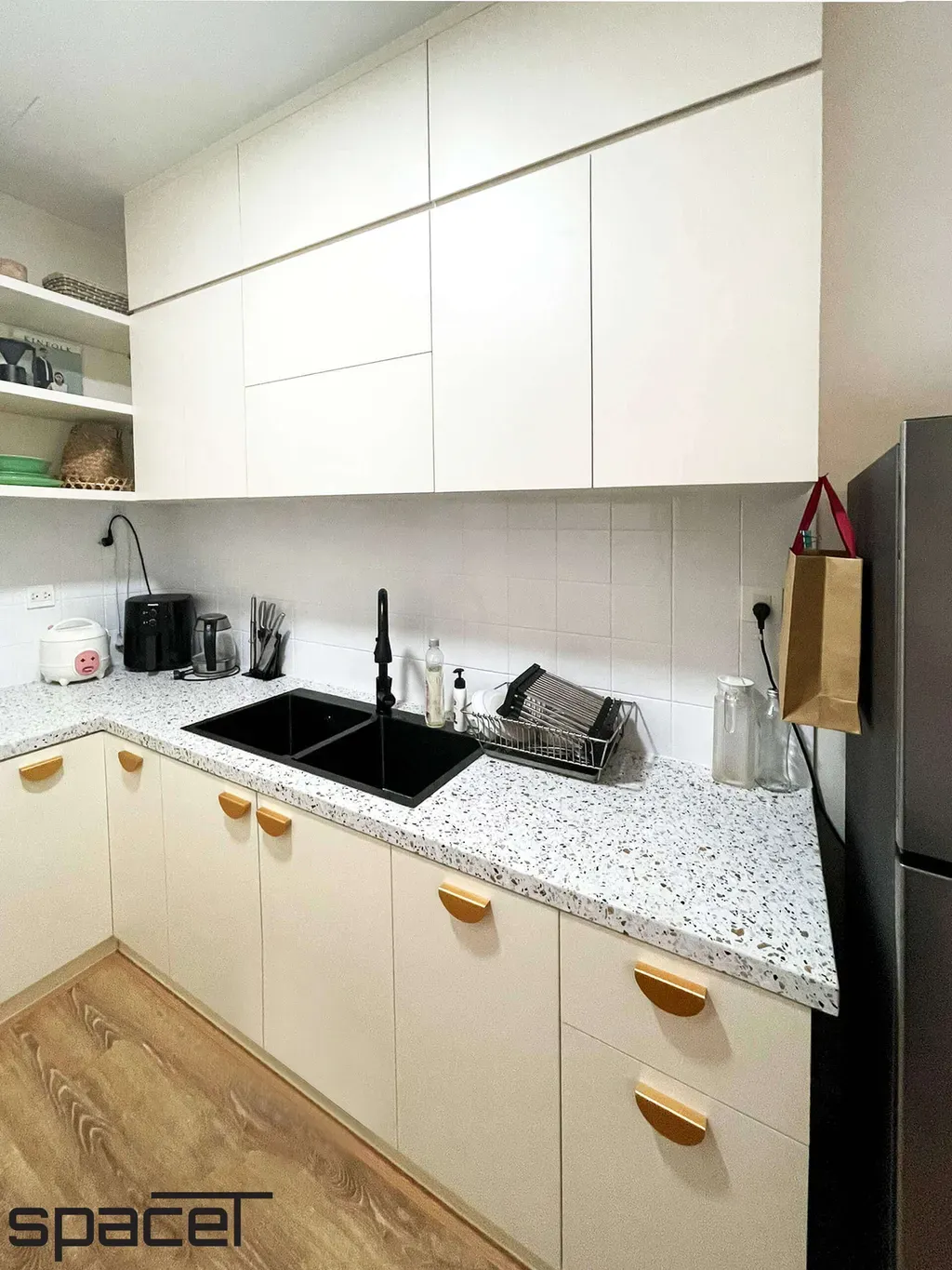 Phòng bếp - Căn hộ The Sun Avenue 46m2 - Phong cách Modern | Space T