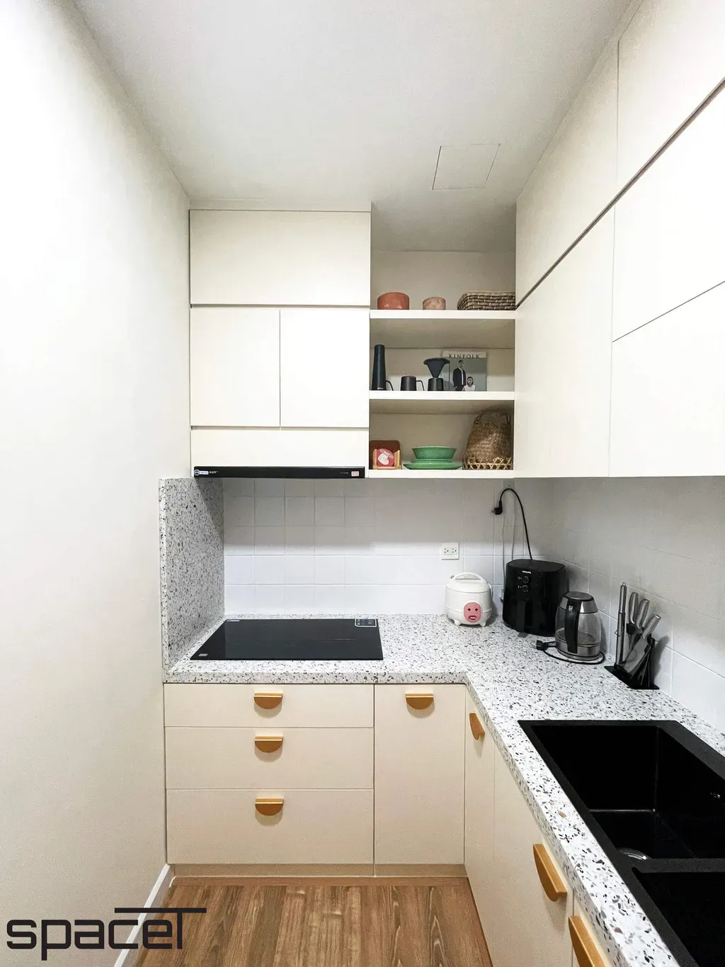 Phòng bếp - Căn hộ The Sun Avenue 46m2 - Phong cách Modern | Space T