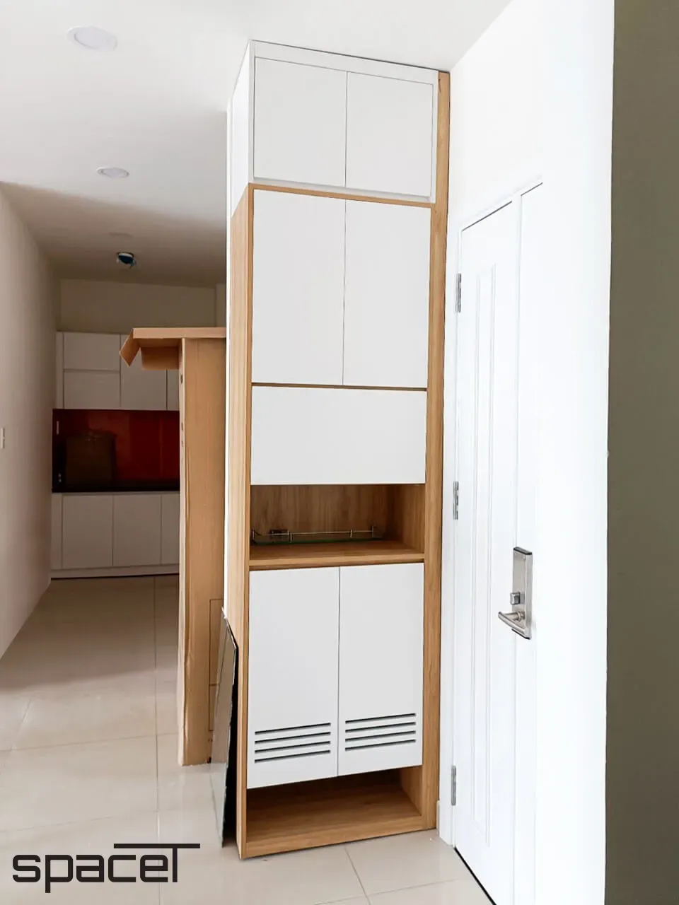 Lối vào - Căn hộ 9 View Quận 9 - Phong cách Color Block | Space T