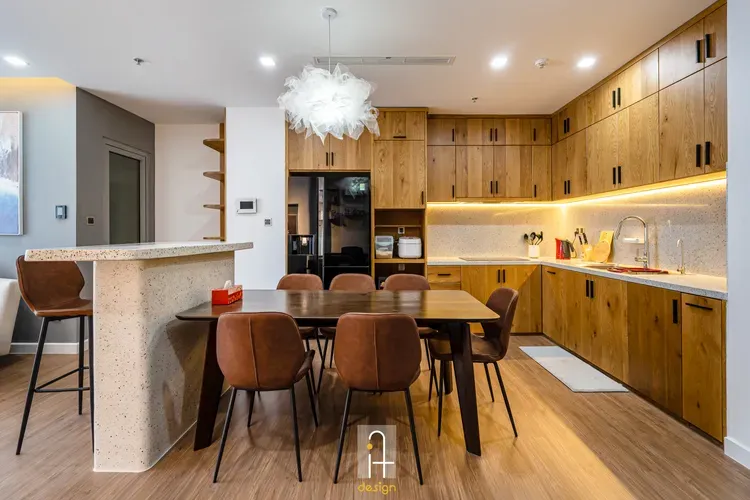 Phòng bếp, Phòng ăn - Căn hộ Vinhomes Central Park - Phong cách Modern  | Space T