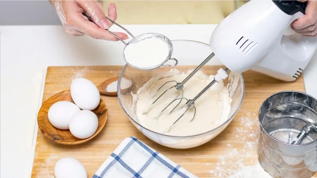 Máy đánh trứng cầm tay loại nào tốt? Top 11 máy được chọn mua nhiều nhất