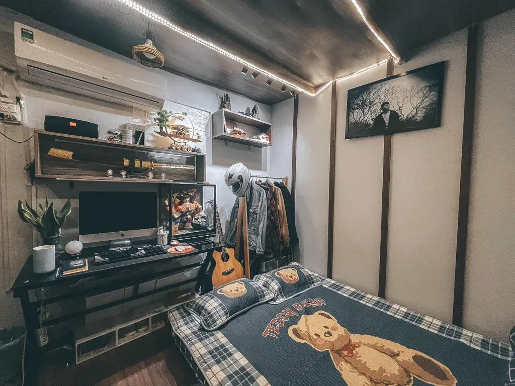 Phòng ngủ - Cách một tín đồ mê đồ chơi Nhật tự trang trí phòng ngủ  | Space T