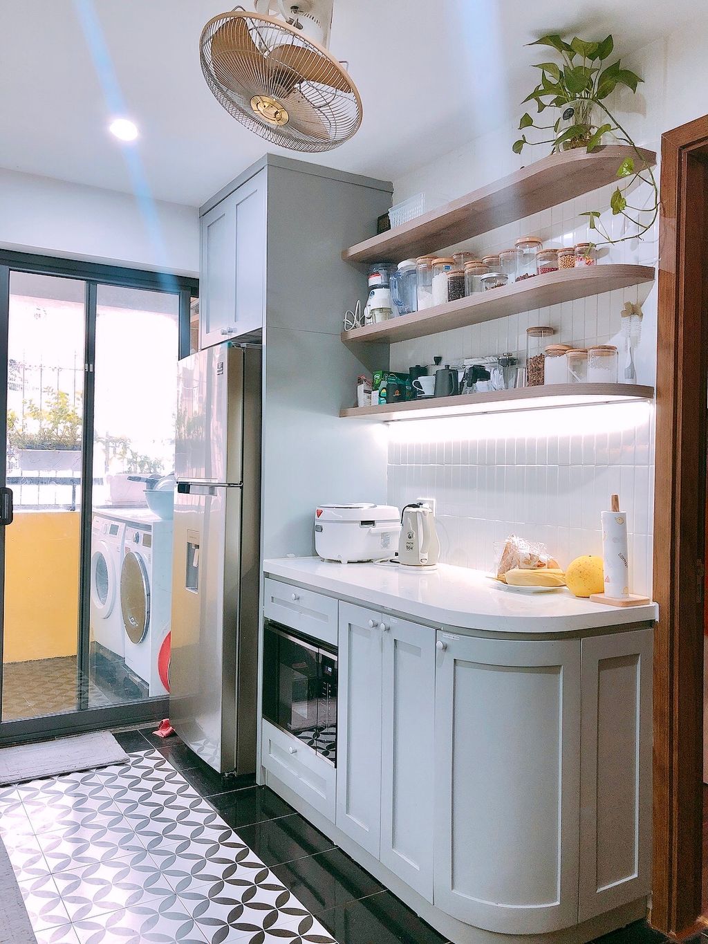 Phòng bếp - Ý tưởng cải tạo nhà phong cách Indochine kết hợp Modern  | Space T