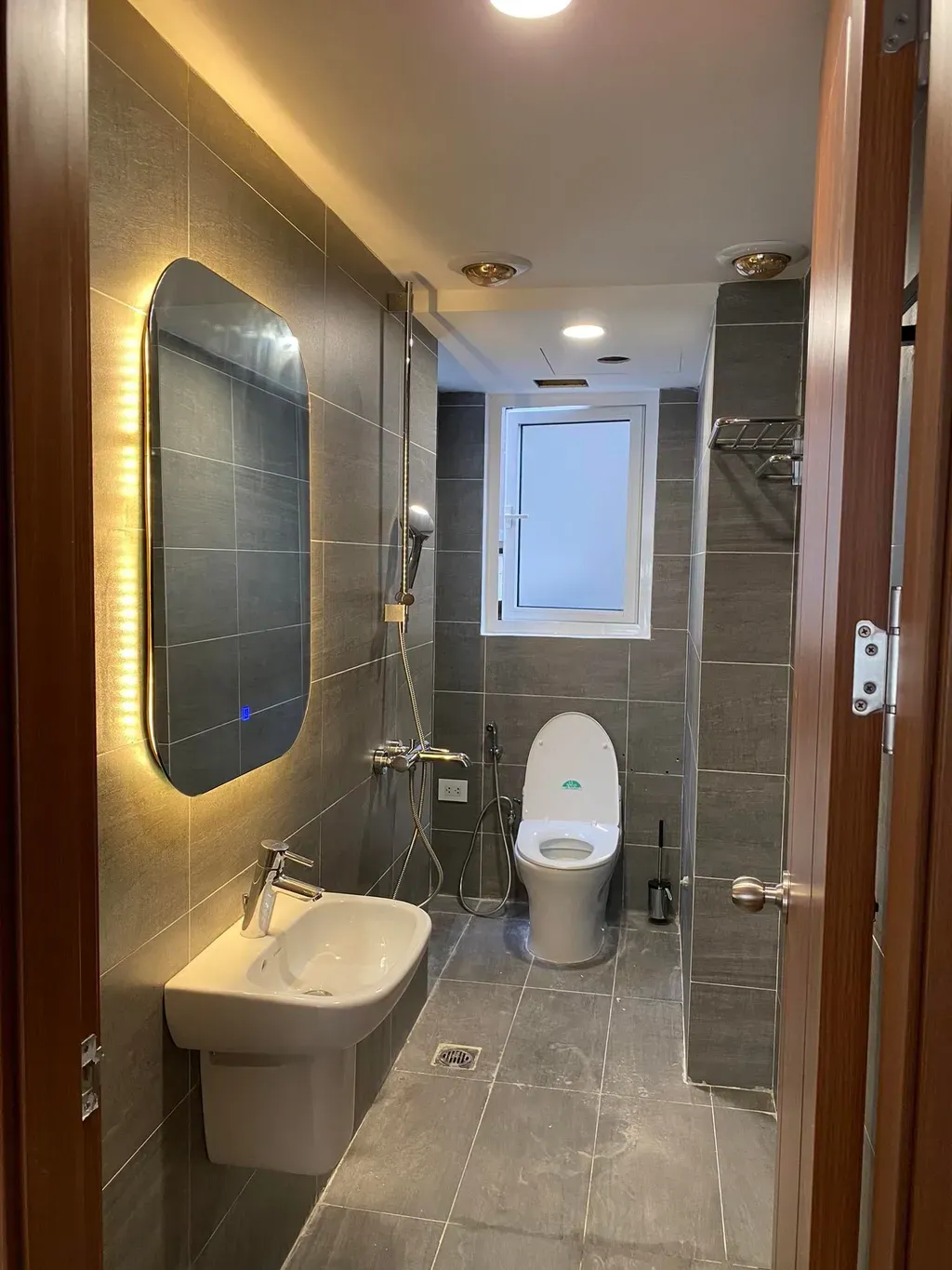Phòng tắm - Nhà phố 6 tầng thiết kế như khu căn hộ cao cấp thu nhỏ | Space T