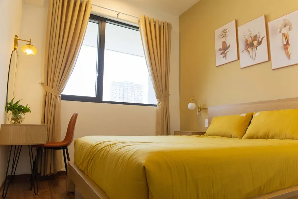Phòng ngủ - Thư thái tuyệt đối trong căn hộ màu vàng 82m2 ven sông Sài Gòn | Space T