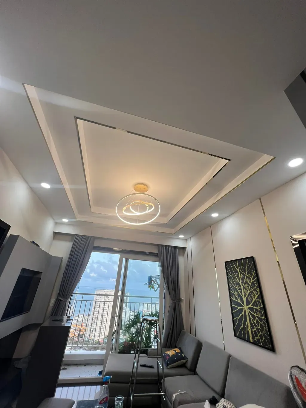 Phòng khách - Một "chiếc tổ" lý tưởng để tận hưởng cuộc sống độc thân | Space T