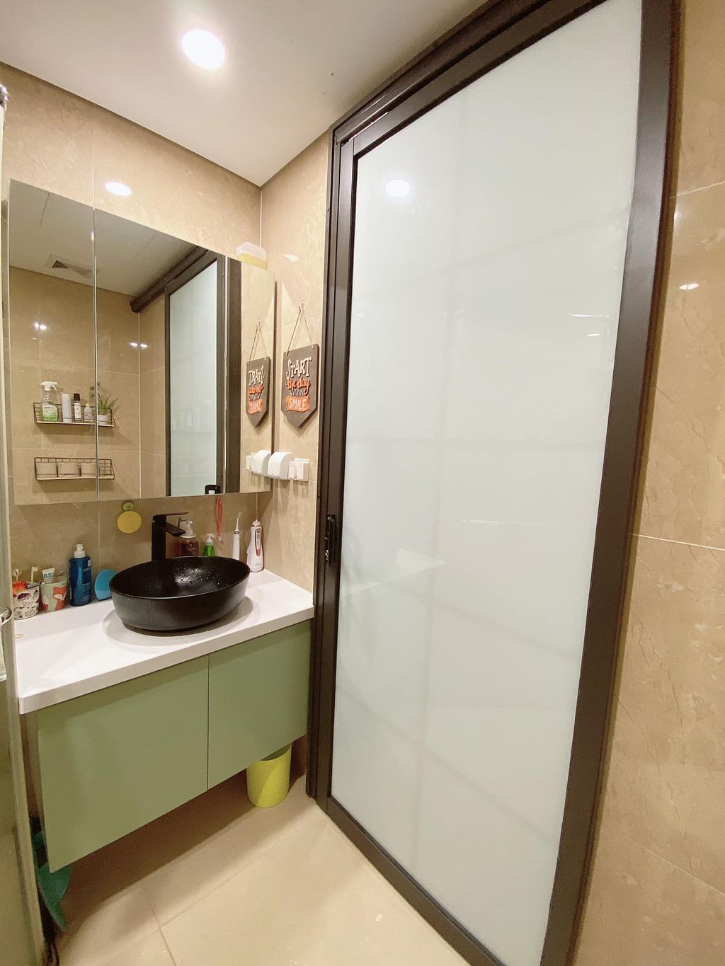 Phòng tắm - Căn hộ 53m2 với ý tưởng cửa vòm thông phòng ngủ - phòng khách đáng tham khảo  | Space T