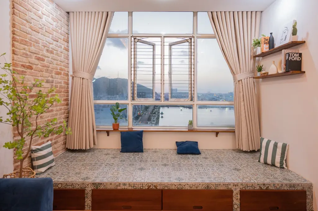 Phòng khách, Góc thư giãn - “Thổi hồn” cho căn hộ 95m2 thuê du lịch tại Quy Nhơn | Space T