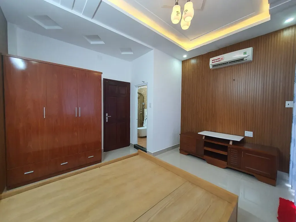 Phòng ngủ - Nhà phố gam màu đất xây mái bằng hiện đại cho người mệnh Thổ | Space T