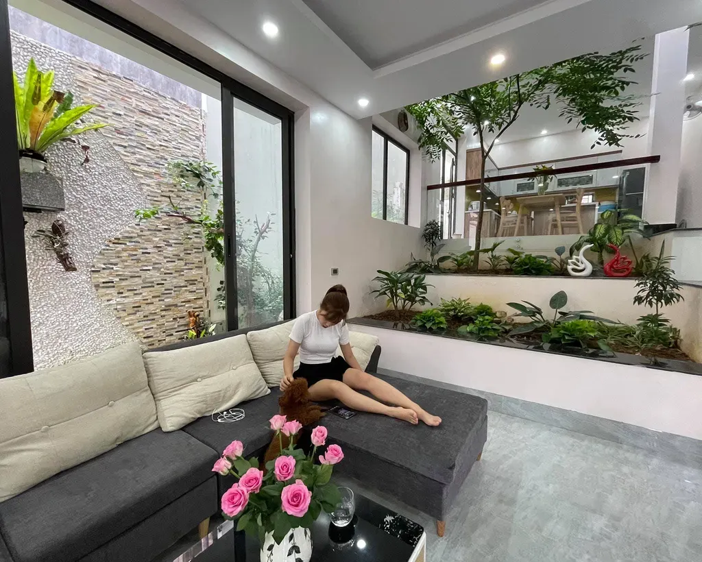 Phòng khách - Ngôi nhà như giữa rừng nhiệt đới dành cho tín đồ yêu thiên nhiên | Space T