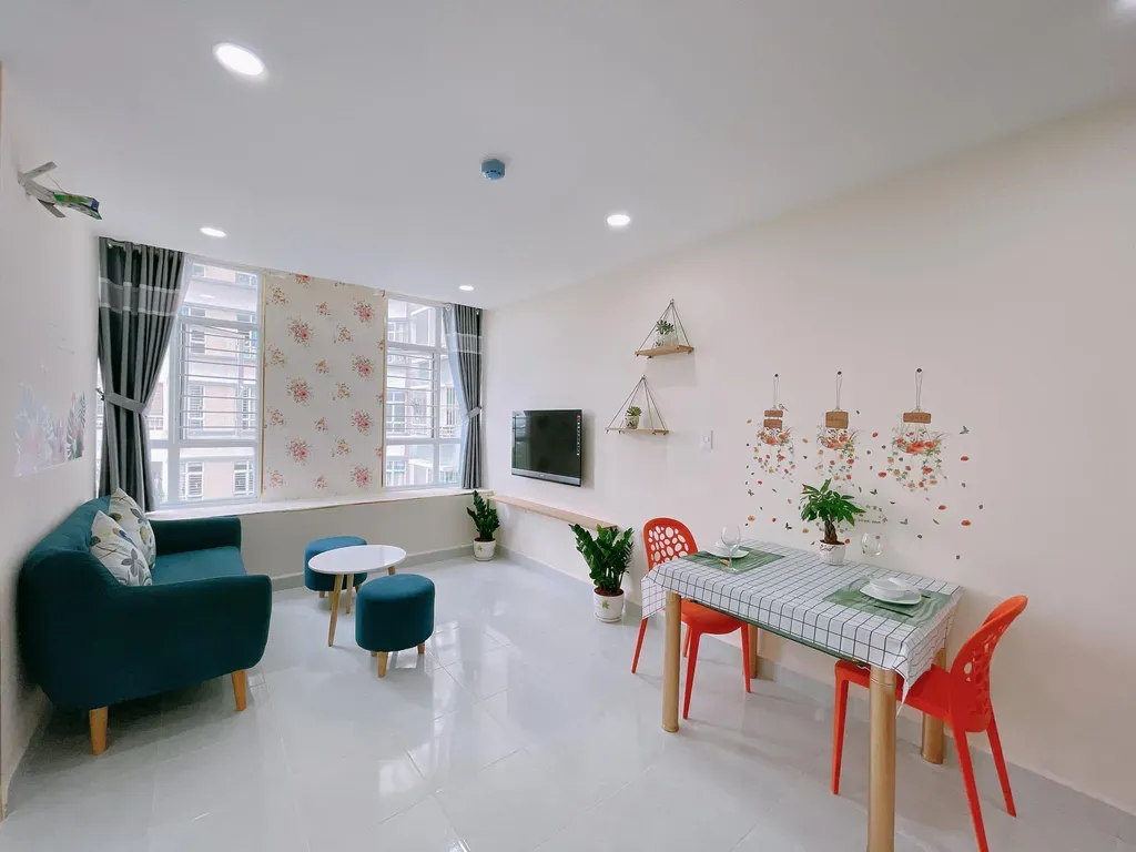 Phòng khách - Căn hộ với những điểm nhấn sắc màu vui mắt | Space T