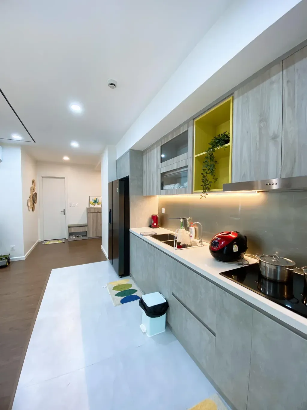 Phòng bếp - Chưa đến 300 triệu hoàn thiện nội thất cho căn hộ 3 PN 88m2 | Space T