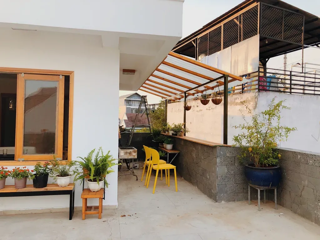 Sân vườn - Cải tạo tầng tum thành studio thơ mộng như phim | Space T