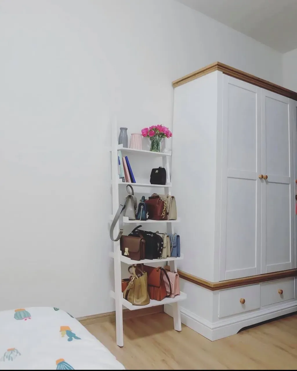 Phòng ngủ - Căn hộ của cô gái độc thân - thành quả 8 năm xa quê hương | Space T