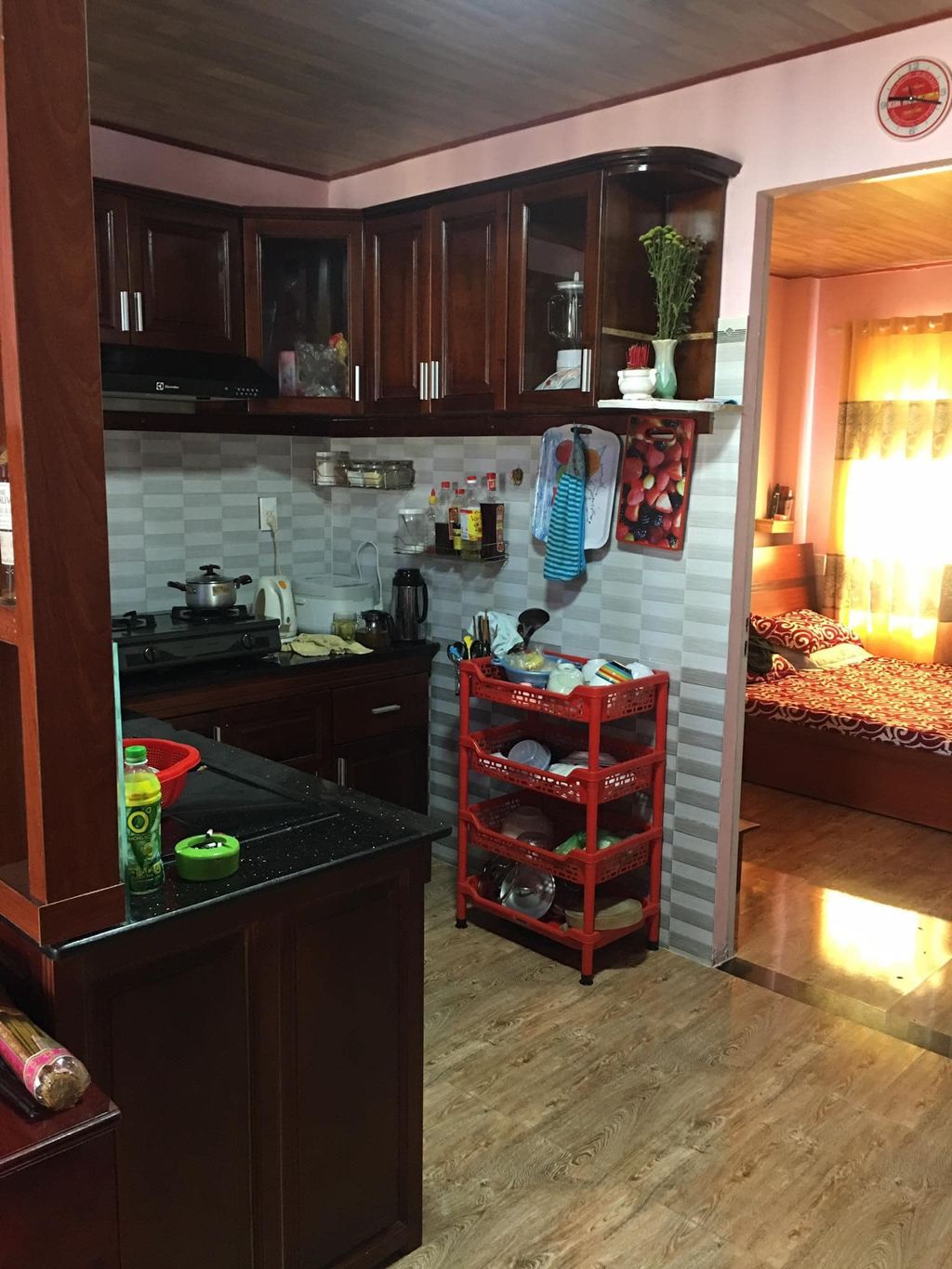 Phòng bếp - Cải tạo nhà nhỏ tại Đà Lạt khéo léo gia tăng thêm không gian  | Space T