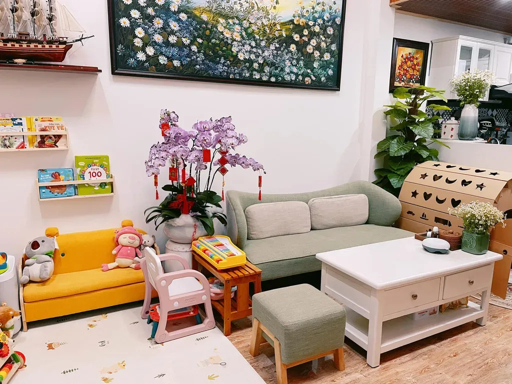 Phòng khách - Cải tạo nhà nhỏ tại Đà Lạt khéo léo gia tăng thêm không gian | Space T