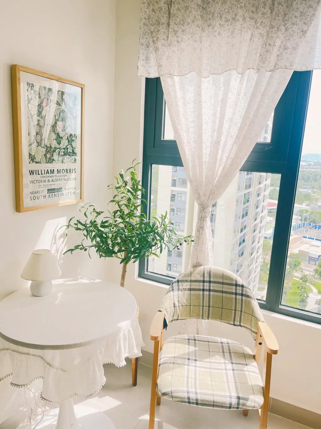 Phòng khách - Một chút decor xinh xắn trong căn hộ 78m2 của mình | Space T