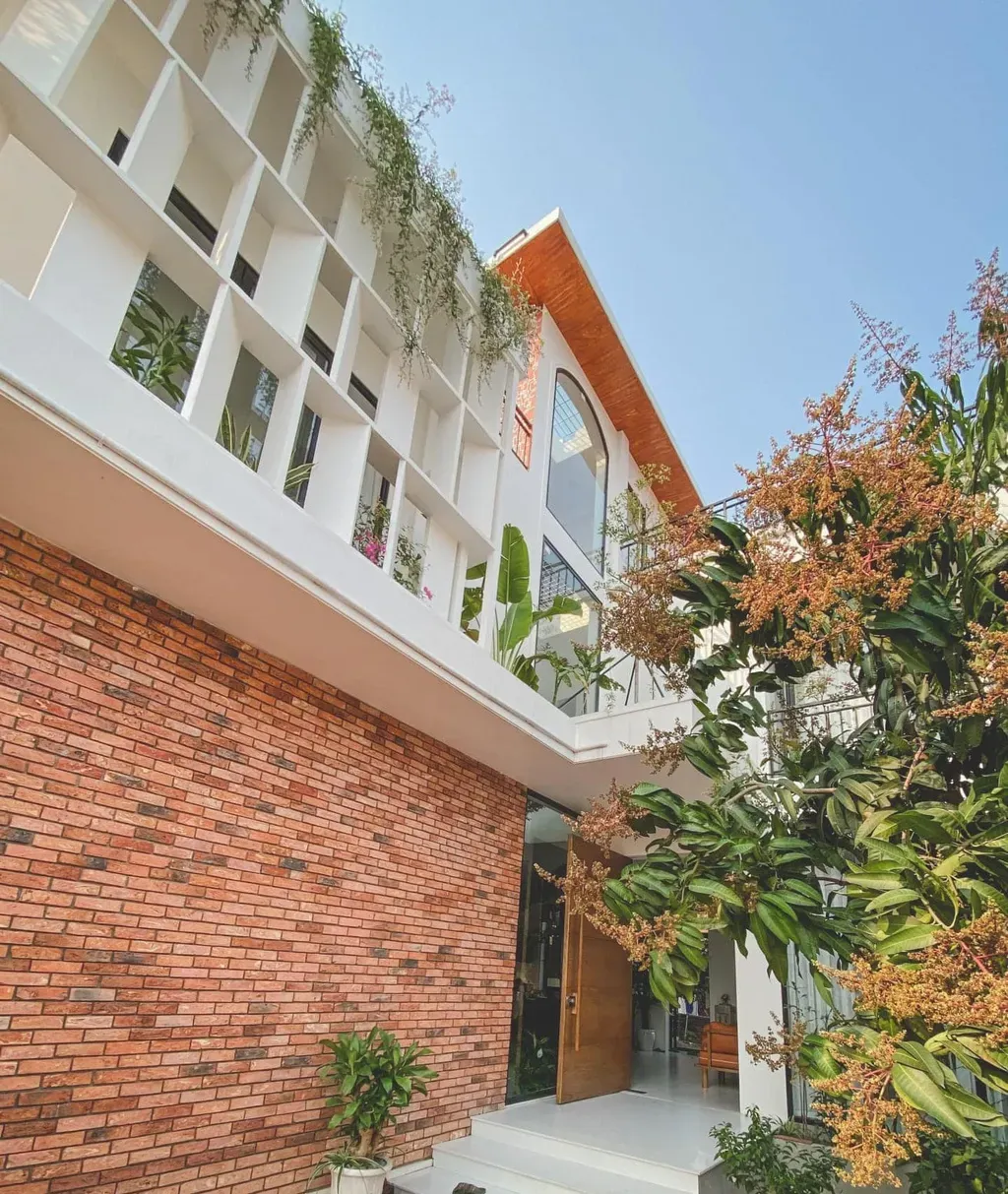 Mặt tiền - Căn nhà gần gũi thiên nhiên đẹp mơ màng | Space T