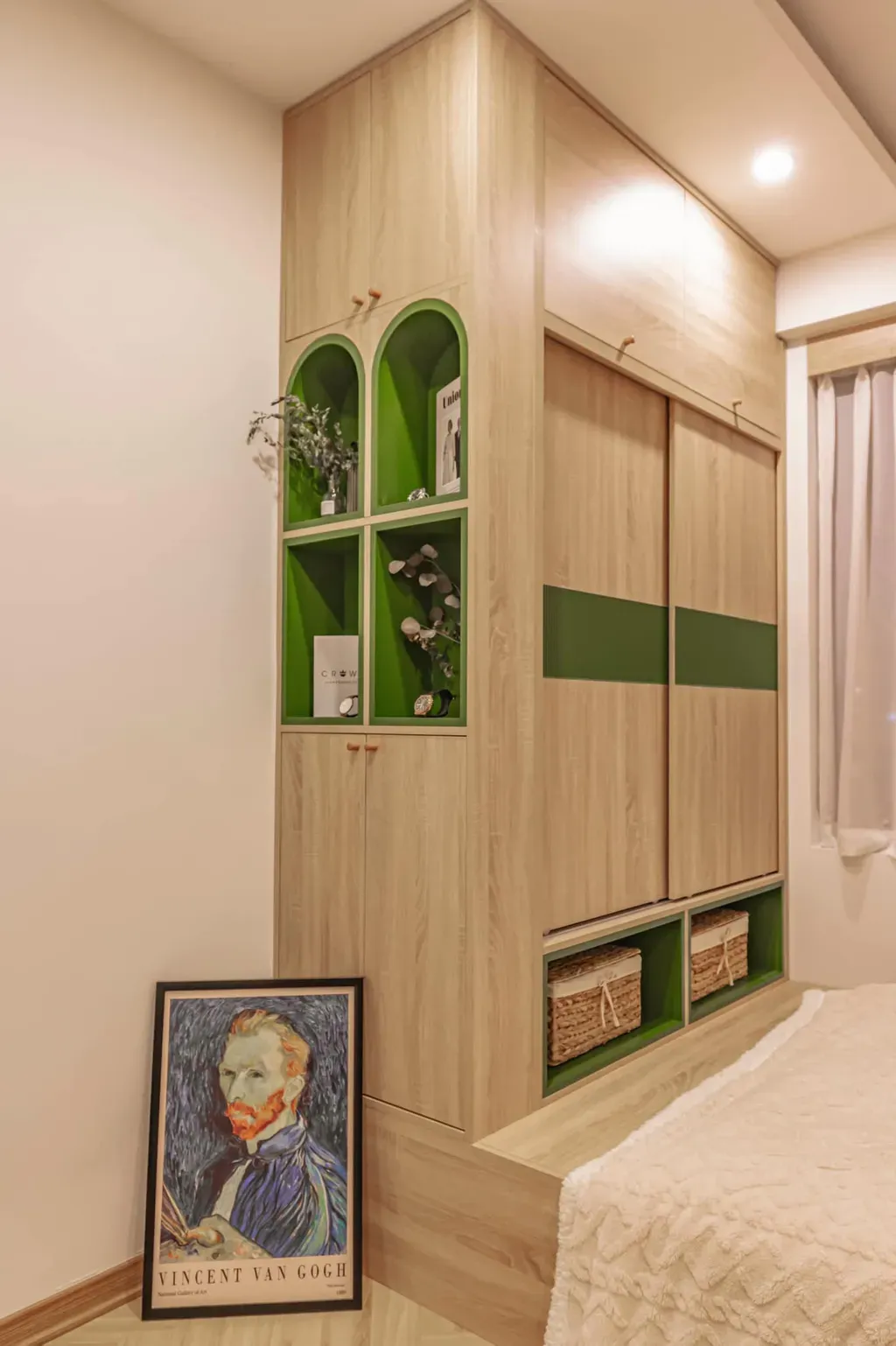 Phòng ngủ - Câu chuyện tổ ấm đầu tiên màu cam cháy và xanh rêu | Space T