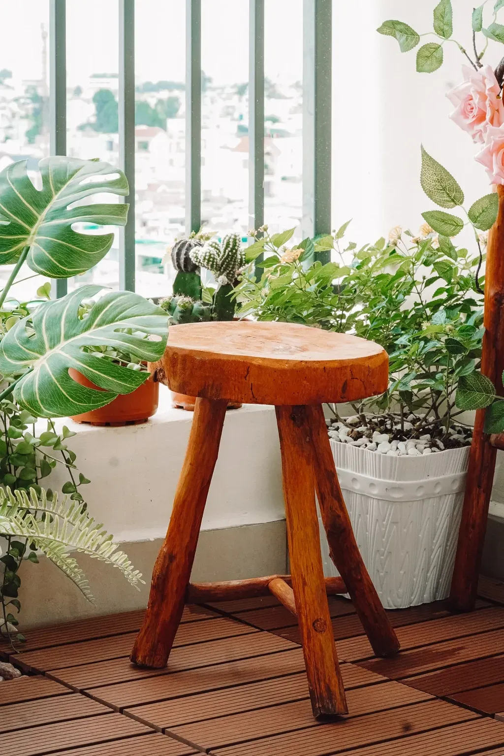 Lô gia - Tổ ấm đầu tiên sau một năm kết hôn | Space T