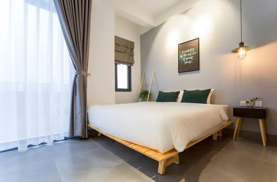 Phòng ngủ - Homestay vợ chồng mình làm khi “bỏ thủ đô về biển” | Space T