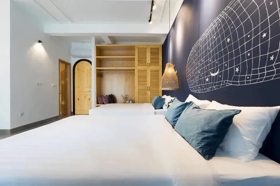 Phòng ngủ - Homestay vợ chồng mình làm khi “bỏ thủ đô về biển” | Space T