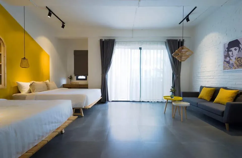 Phòng ngủ - Homestay vợ chồng mình làm khi “bỏ thủ đô về biển” | Space T