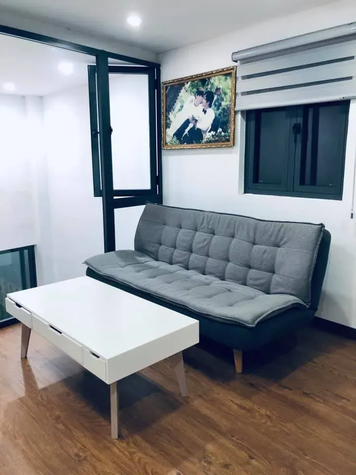 Phòng khách - Cải tạo ngoạn mục nhà cấp 4 mặt tiền quốc lộ chỉ với 200 triệu | Space T