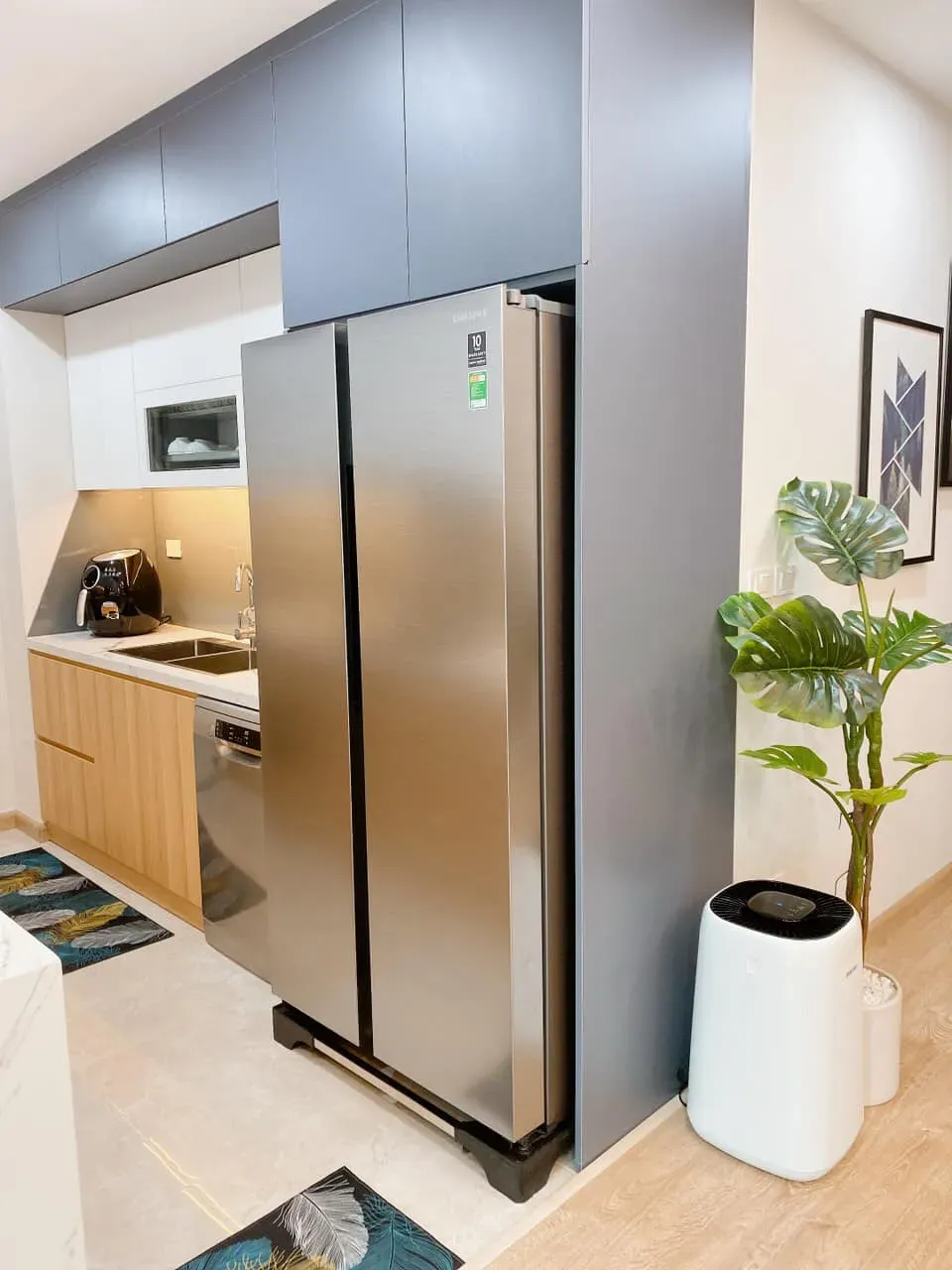 Phòng bếp - Căn hộ tông xám với phong cách đơn giản, kết hợp chất liệu gỗ ấm áp | Space T