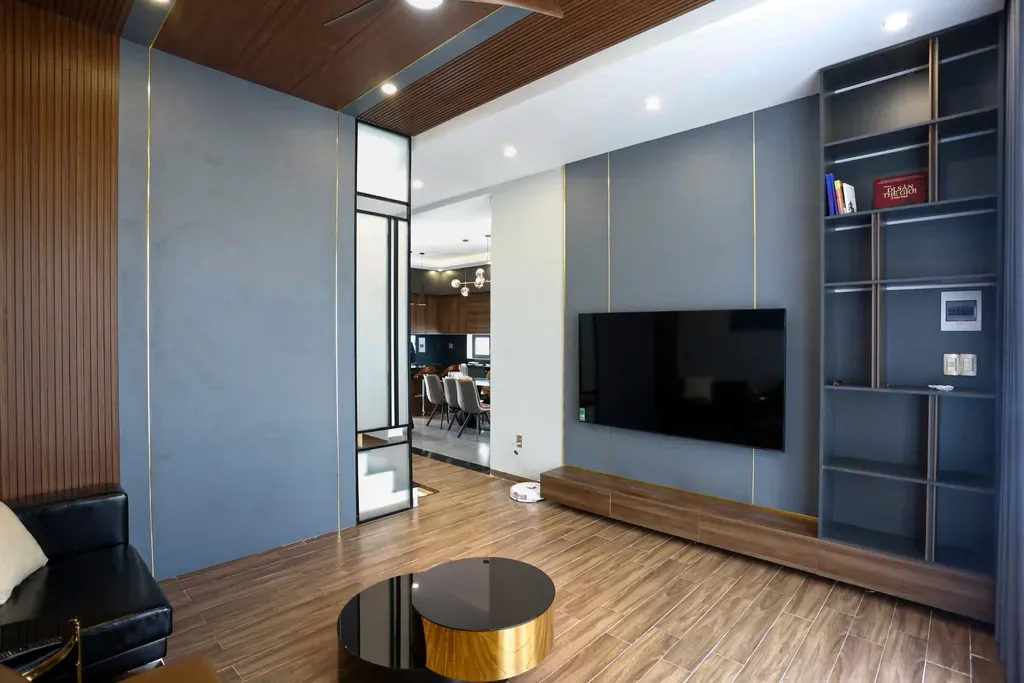 Phòng khách - Nhà phố 80m2 xây kiểu Hiện đại, tối ưu không gian với tông màu xám - đen sang trọng | Space T