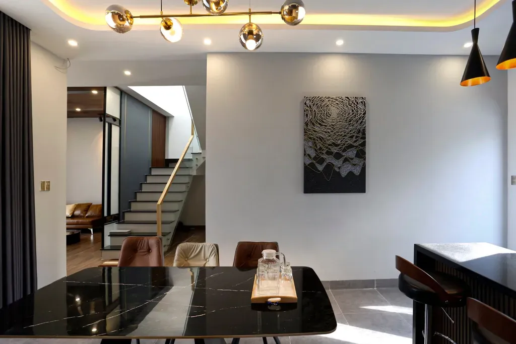 Phòng ăn - Nhà phố 80m2 xây kiểu Hiện đại, tối ưu không gian với tông màu xám - đen sang trọng | Space T