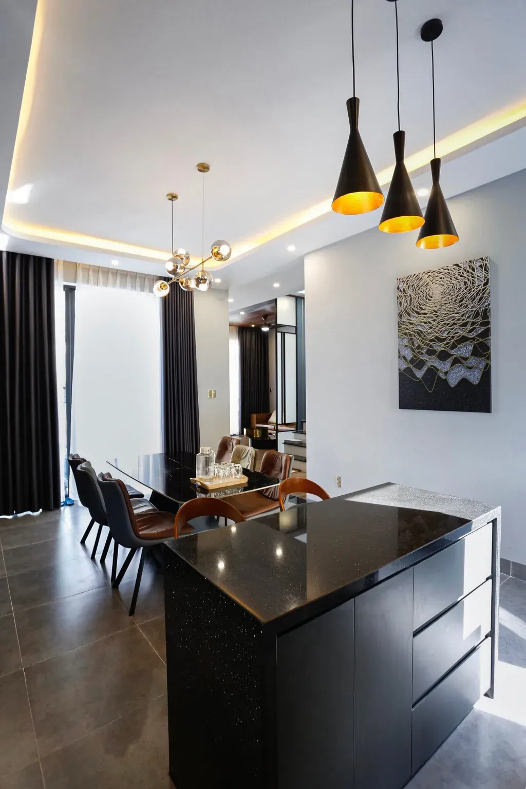 Phòng ăn - Nhà phố 80m2 xây kiểu Hiện đại, tối ưu không gian với tông màu xám - đen sang trọng | Space T