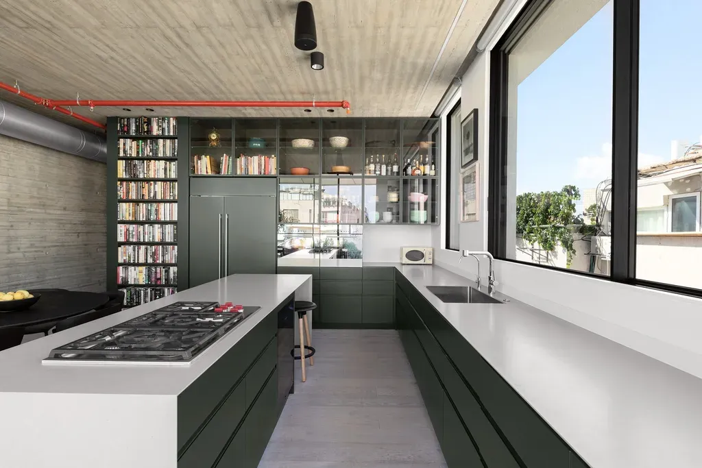 Phòng bếp - Căn hộ duplex 180m2 tại Israel với kết cấu “đảo ngược” độc đáo | Space T