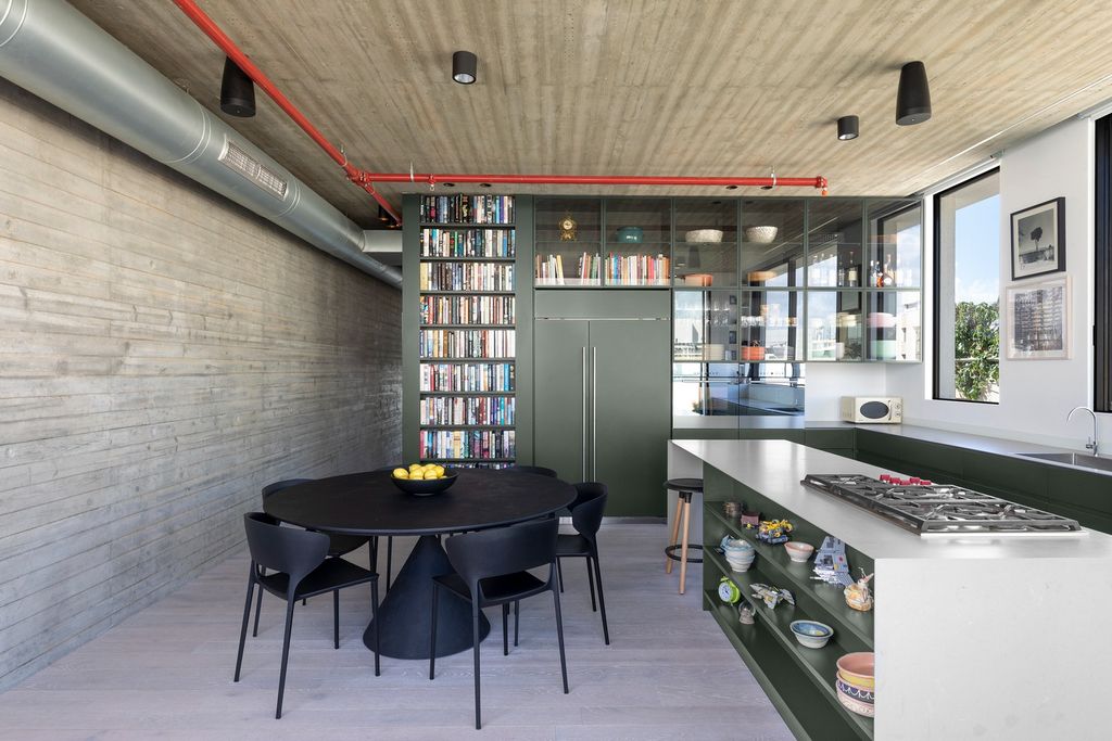 Phòng ăn - Căn hộ duplex 180m2 tại Israel với kết cấu “đảo ngược” độc đáo  | Space T