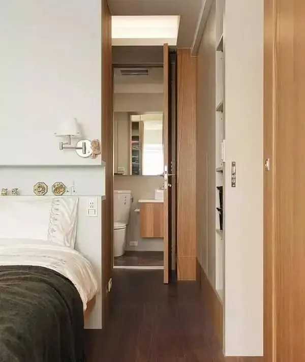 Phòng ngủ, Phòng tắm - Ngôi nhà 43m2 thiết kế công năng toàn diện, nội thất thông minh của cô nàng độc thân  | Space T