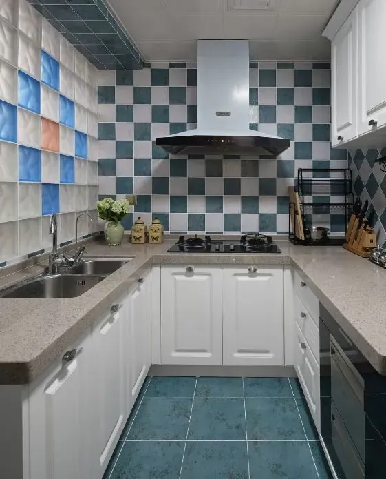 Phòng bếp - Tổ ấm 60m2 của gia đình 5 người trang trí màu xanh đỏ phối hợp nhiều phong cách độc đáo | Space T
