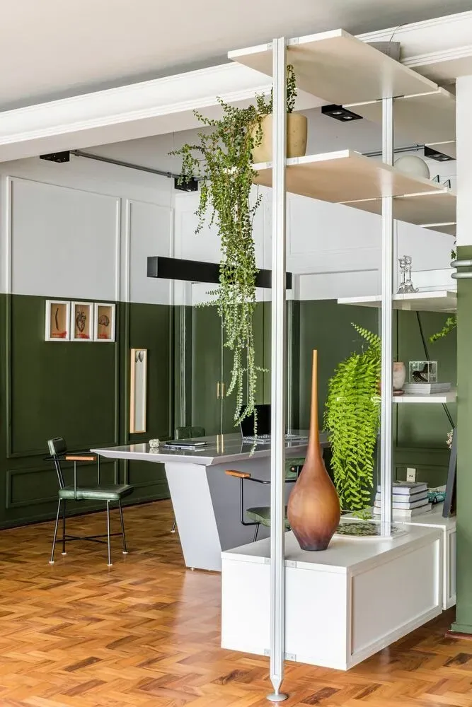 Phòng làm việc - Kiến trúc sư Brazil tự thiết kế nhà đẹp như công trình nghệ thuật giữa "rừng nhiệt đới" | Space T