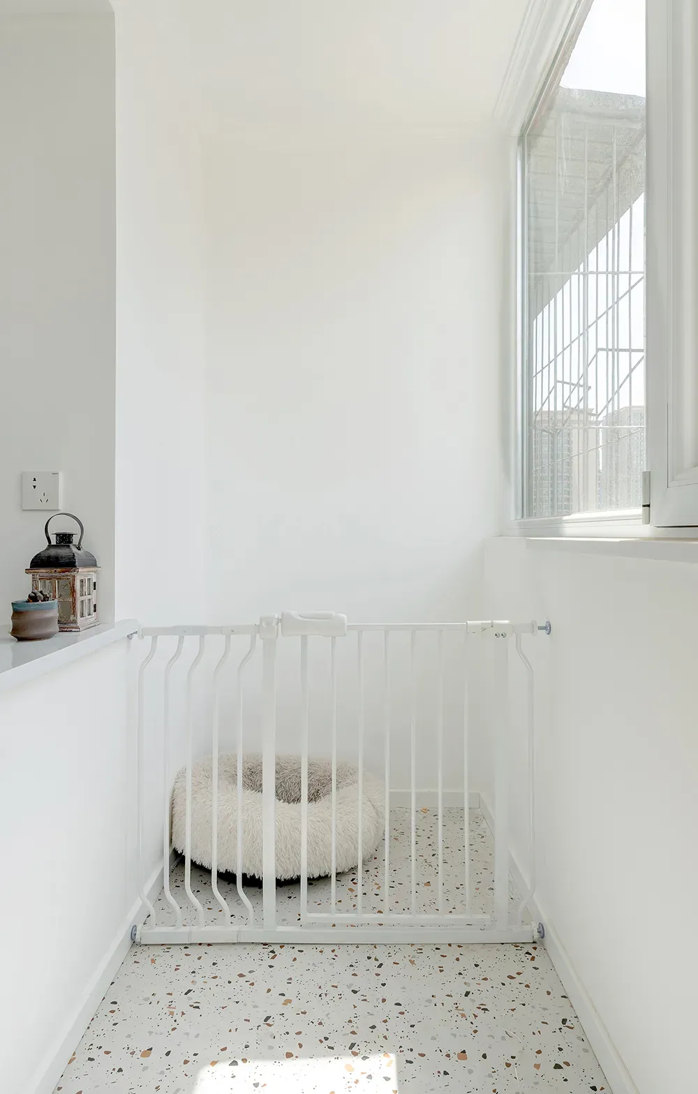 Lô gia - Biến căn hộ cũ 53m2 thành không gian hiện đại pha lẫn cổ điển Pháp | Space T