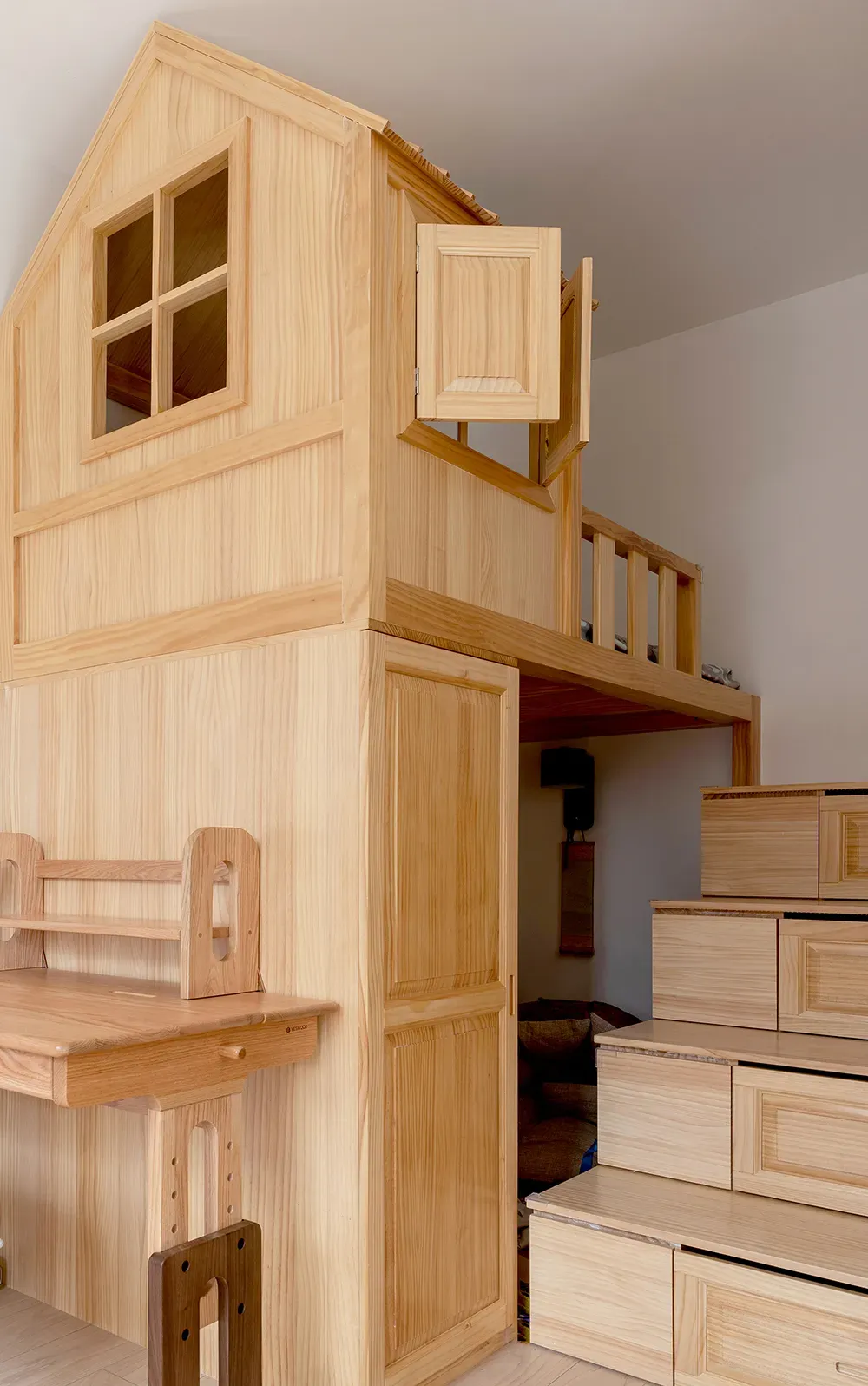 Phòng ngủ - Bất ngờ tổ ấm 46m2 của gia đình 4 người gọn gàng và tươm tất | Space T