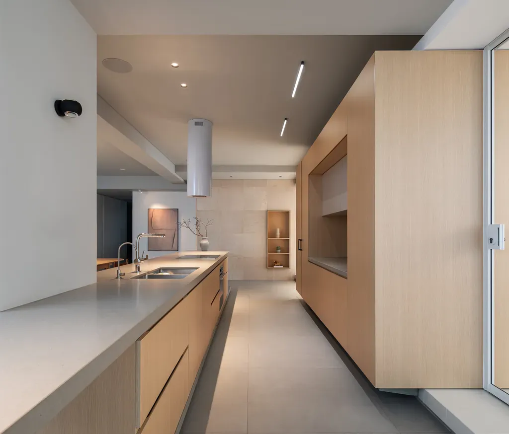Phòng bếp - Căn nhà 180m2 thiết kế không gian mở của gia đình nhiều thế hệ | Space T