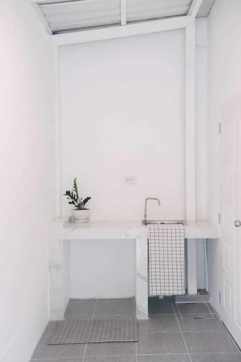 Phòng bếp - "Lột xác" cho nhà hoang 27m2 thành tổ ấm đẹp tinh tươm như mơ | Space T