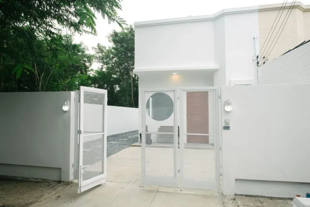 Mặt tiền - "Lột xác" cho nhà hoang 27m2 thành tổ ấm đẹp tinh tươm như mơ | Space T