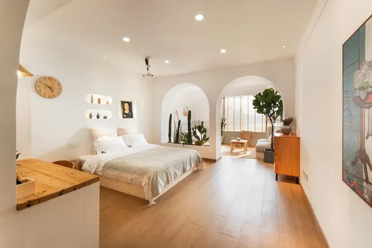Phòng ngủ - Căn hộ Muji 45m2 tường vòm bố trí bồn tắm ở phòng khách lạ mắt  | Space T