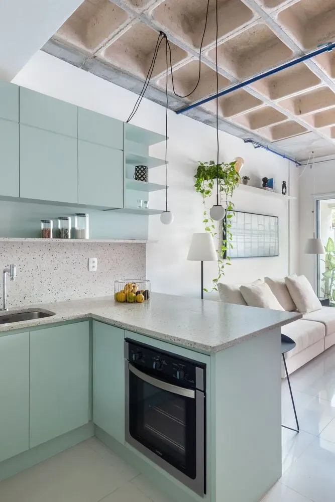 Phòng bếp - Căn hộ màu xanh mint đẹp mắt với không gian ban công rộng rãi  | Space T