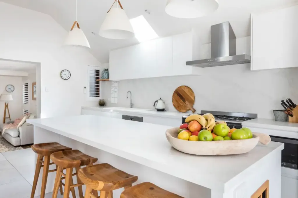 Phòng bếp - Nhà 3 tầng có thiết kế sân sau, thư giãn tuyệt vời cho cả gia đình  | Space T