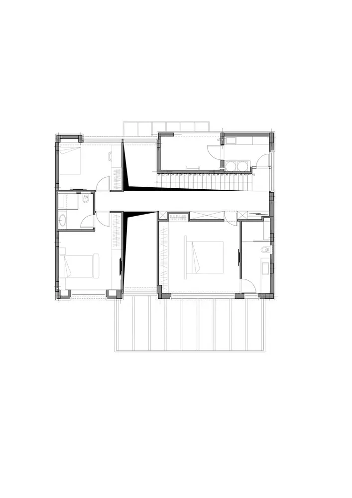 Ngôi nhà 3 tầng với khu vườn bạch đàn hơn 50 tuổi đáng ngưỡng mộ | Space T